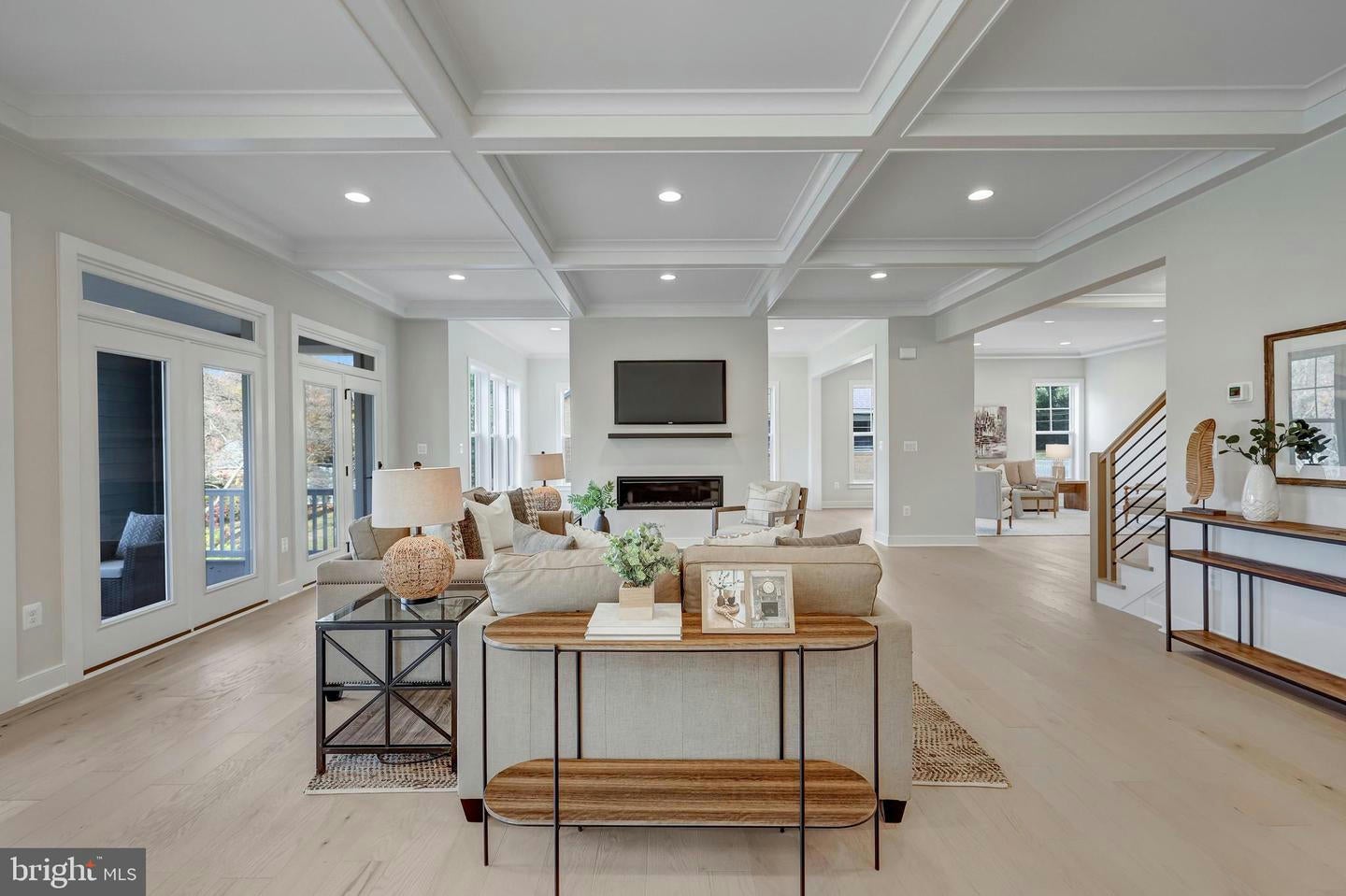 Arlington, Virginia, 22207, United States, ,Residential,Pending,1702157