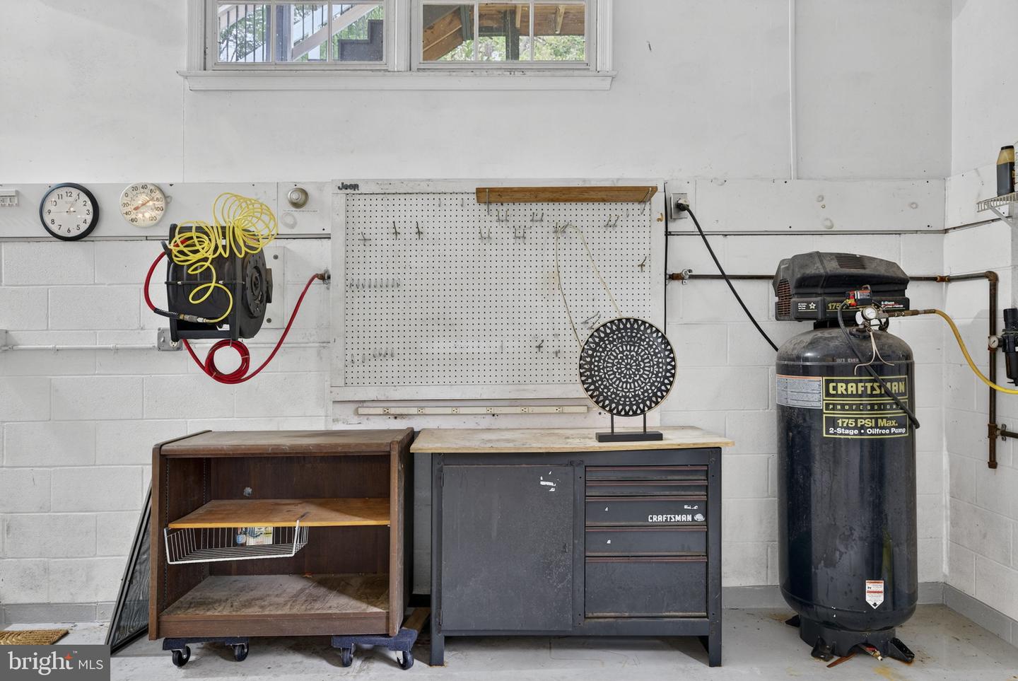 Lovettsville, Virginia, 20180, United States, ,2 BathroomsBathrooms,Residential,Active,1954034