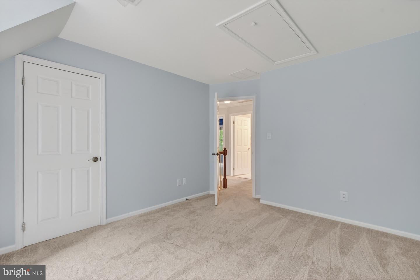 Fairfax Station, Virginia, 22039, United States, 5 Bedrooms Bedrooms, ,5 BathroomsBathrooms,Residential,Pending,2045787