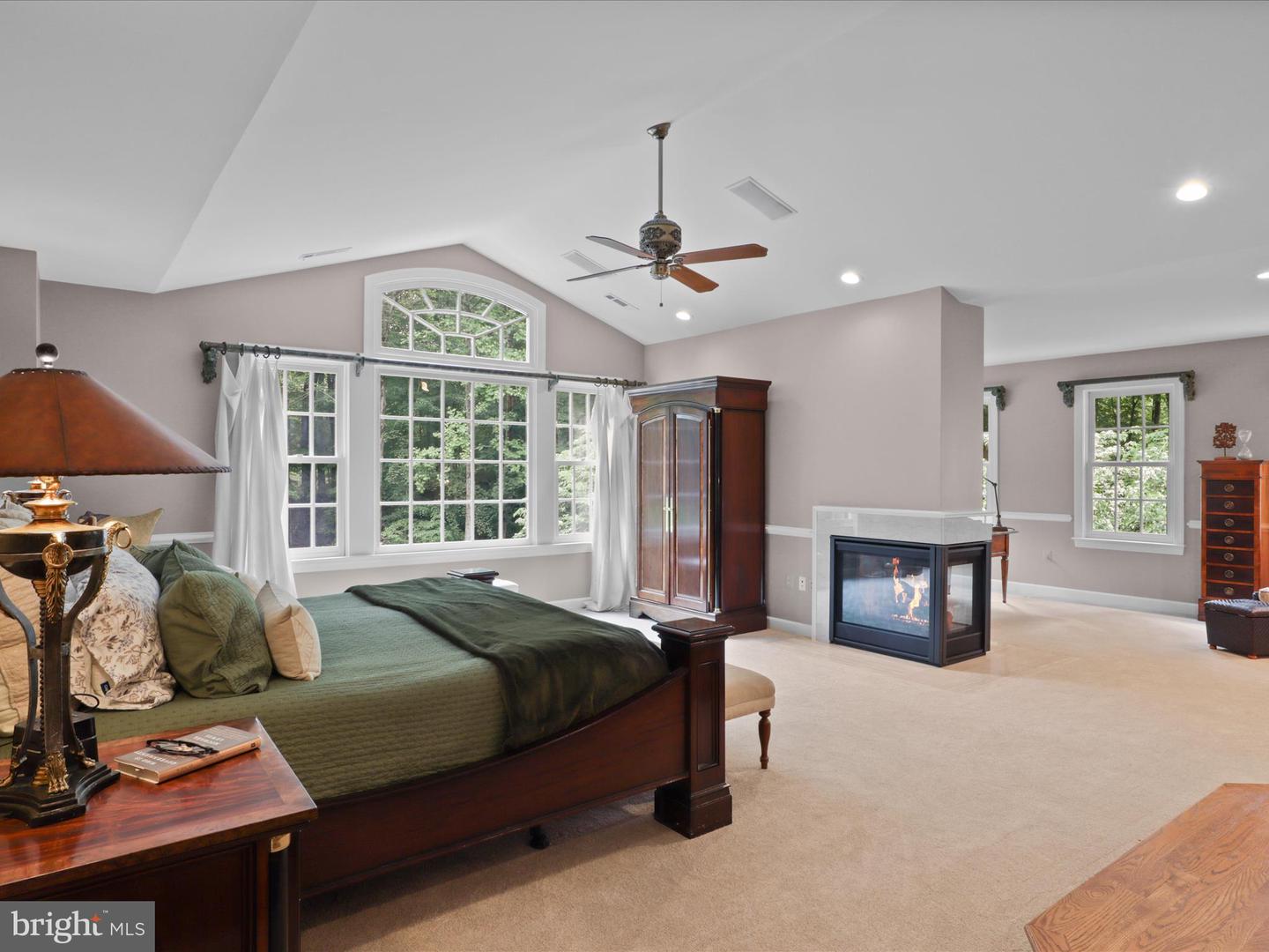Fairfax Station, Virginia, 22039, United States, 5 Bedrooms Bedrooms, ,5 BathroomsBathrooms,Residential,Active,1943756