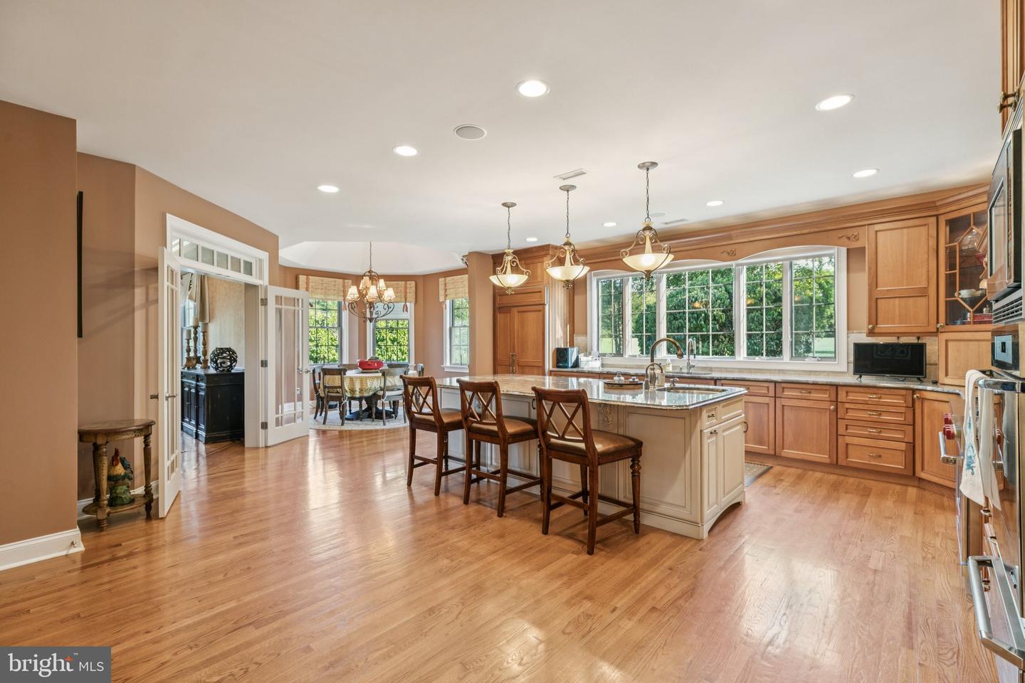 Washington Crossing, Pennsylvania, 18977, United States, 4 Bedrooms Bedrooms, ,5 BathroomsBathrooms,Residential,Contingent,1993615