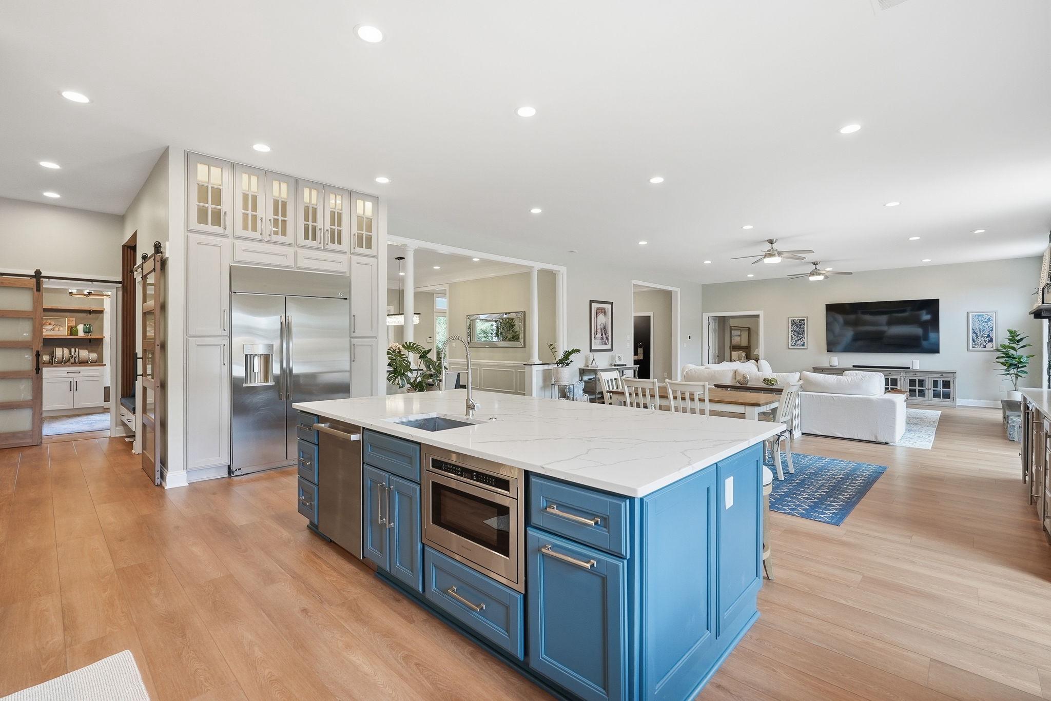 North Potomac, Maryland, 20878, United States, 7 Bedrooms Bedrooms, ,8 BathroomsBathrooms,Residential,Active,2044145