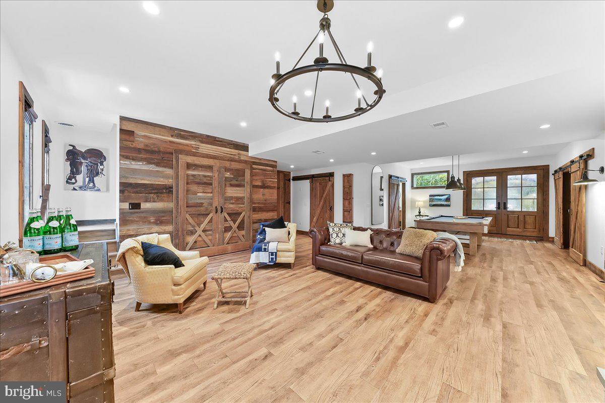 Wilmington, Delaware, 19807, United States, 5 Bedrooms Bedrooms, ,6 BathroomsBathrooms,Residential,Active,1988434