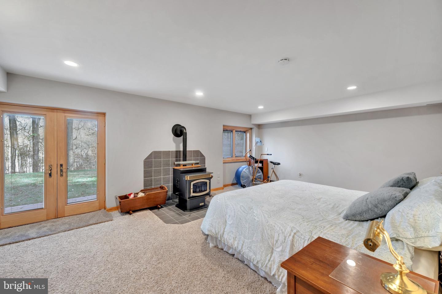 Ellicott City, Maryland, 21042, United States, 5 Bedrooms Bedrooms, ,5 BathroomsBathrooms,Residential,Active,1988714