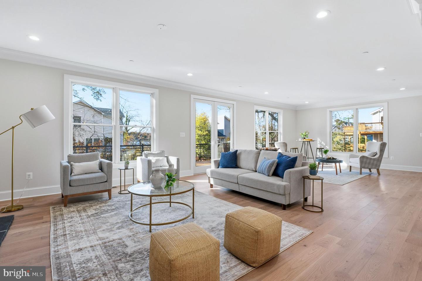 Annapolis, Maryland, 21403, United States, 3 Bedrooms Bedrooms, ,4 BathroomsBathrooms,Residential,Active,1952633