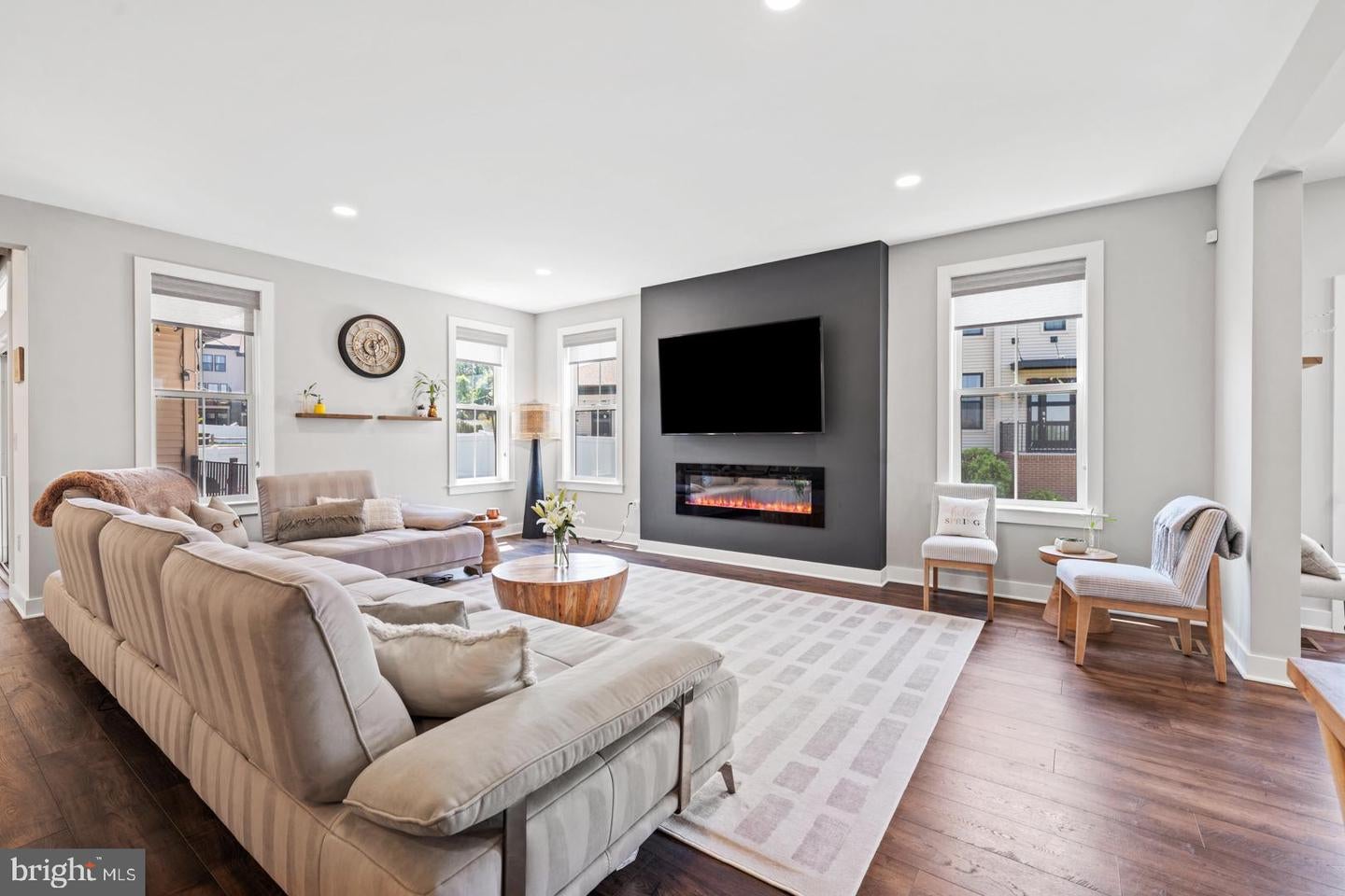 Skillman, New Jersey, 08558, United States, 4 Bedrooms Bedrooms, ,5 BathroomsBathrooms,Residential,Active,2052020
