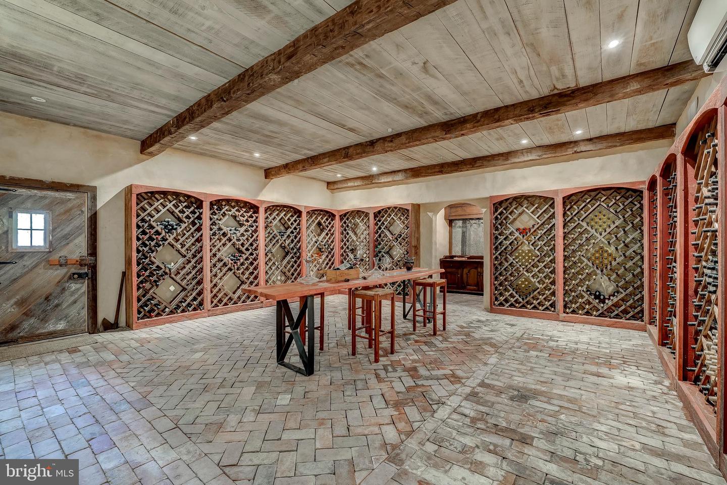 Kennett Square, Pennsylvania, 19348, United States, ,9 BathroomsBathrooms,Residential,Active,1704224