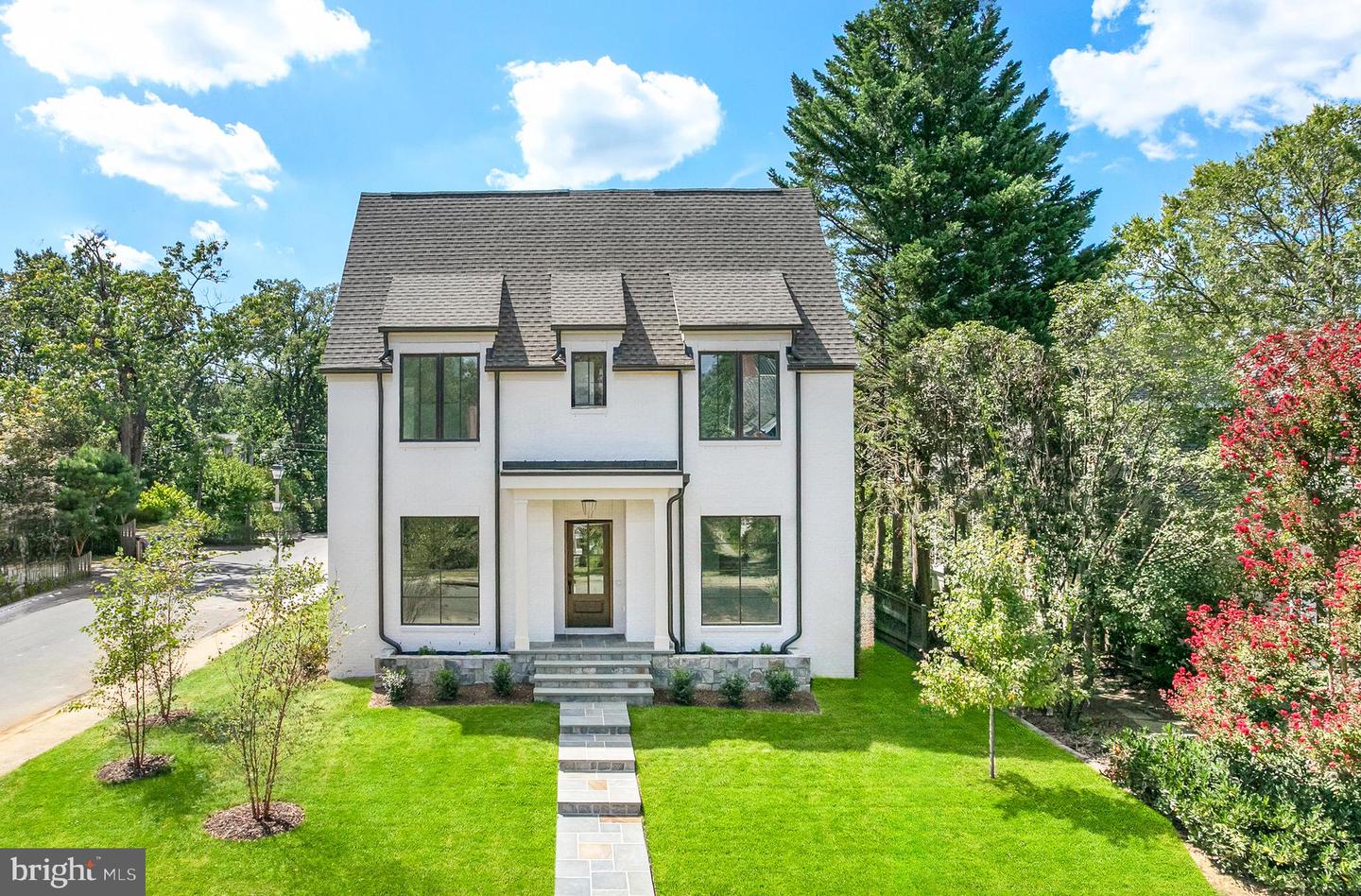 Arlington, Virginia, 22201, United States, 7 Bedrooms Bedrooms, ,8 BathroomsBathrooms,Residential,Active,1944105