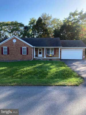 1842 FALCON LN, CHAMBERSBURG, PA 17202 - Image 1