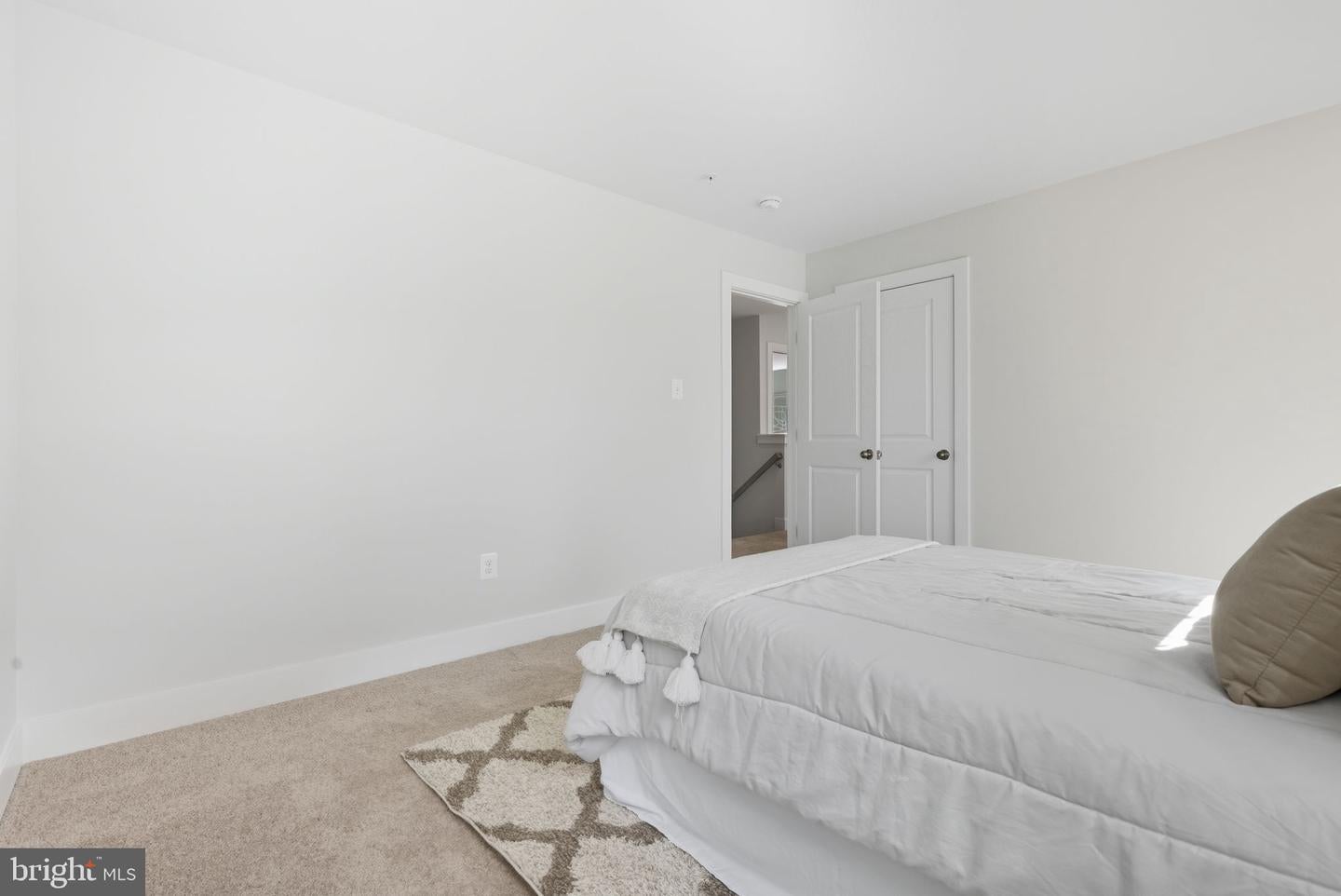 Washington Grove, Maryland, 20880, United States, 4 Bedrooms Bedrooms, ,4 BathroomsBathrooms,Residential,Active,1967308