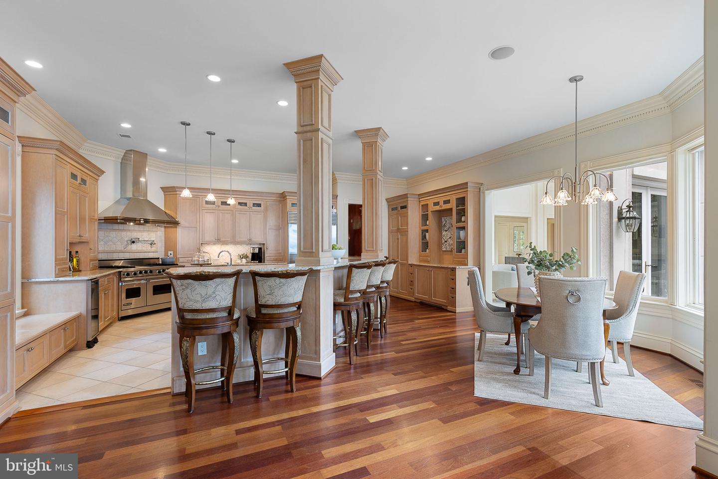 Lorton, Virginia, 22079, United States, 6 Bedrooms Bedrooms, ,8 BathroomsBathrooms,Residential,Active,1933878