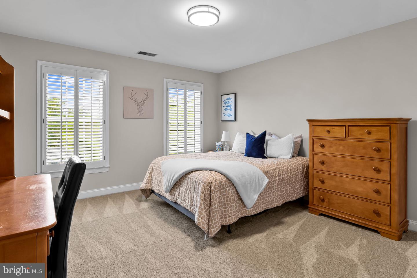 Ellicott City, Maryland, 21042, United States, 5 Bedrooms Bedrooms, ,5 BathroomsBathrooms,Residential,Active,2044187