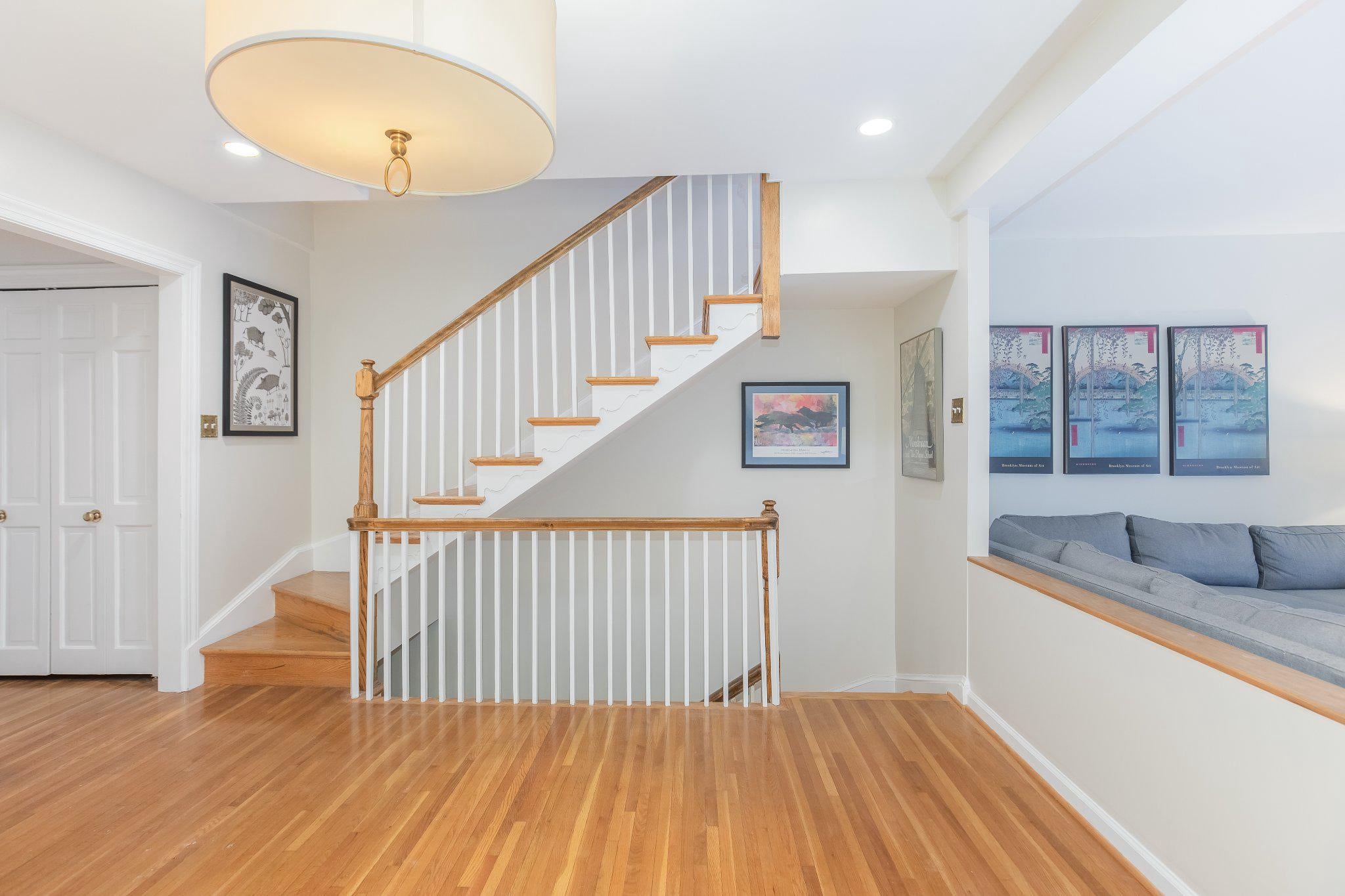 Washington, District Of Columbia, 20024, United States, 5 Bedrooms Bedrooms, ,3 BathroomsBathrooms,Residential,Active,2010218