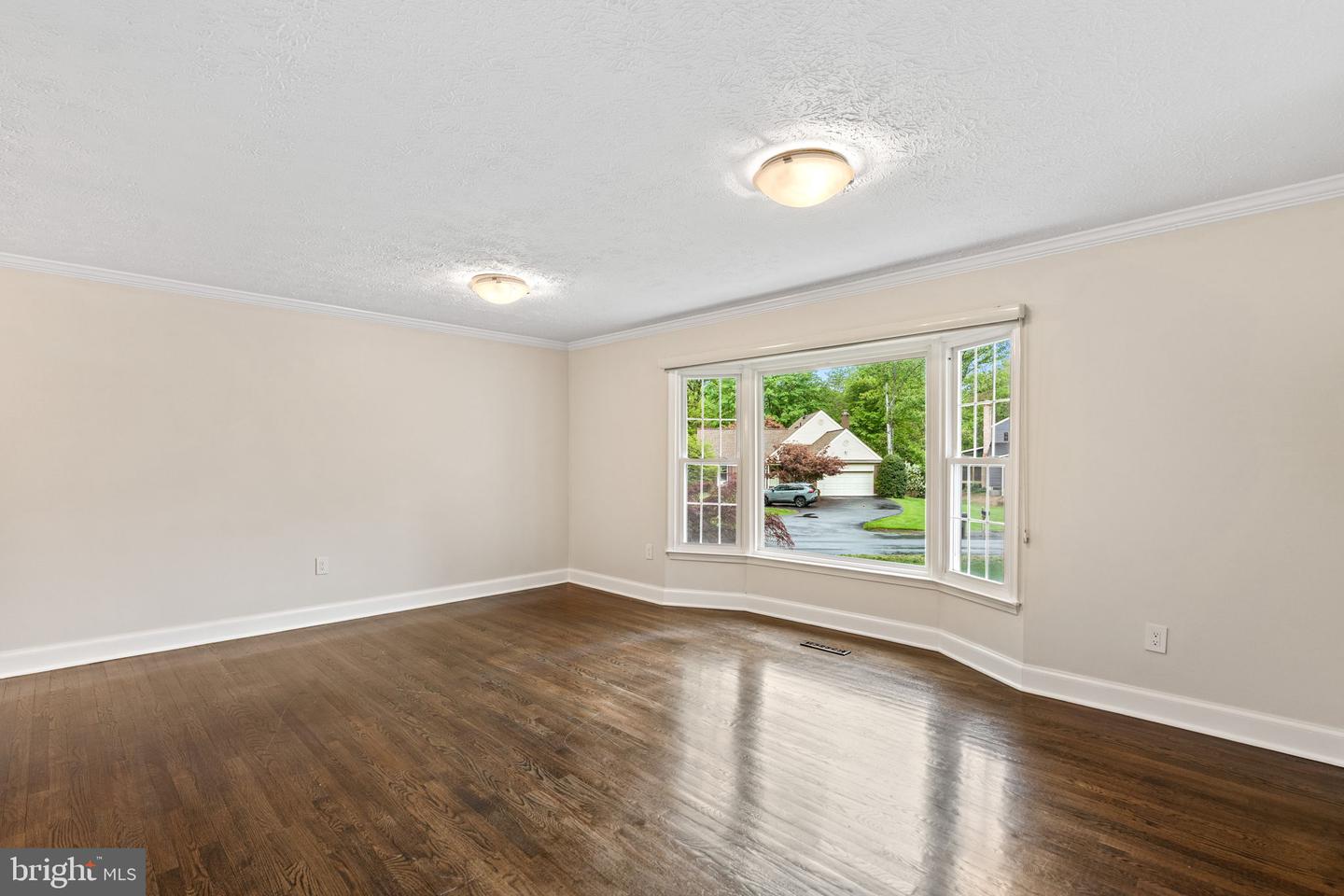 Reston, Virginia, 20191, United States, 3 Bedrooms Bedrooms, ,3 BathroomsBathrooms,Residential,Active,2044995