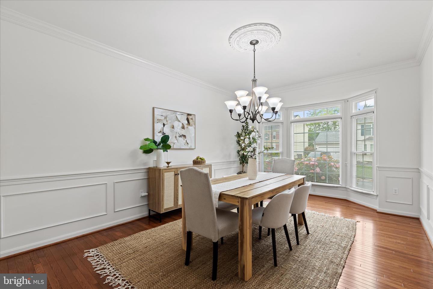 Centreville, Virginia, 20121, United States, 4 Bedrooms Bedrooms, ,3 BathroomsBathrooms,Residential,Contingent,2045785