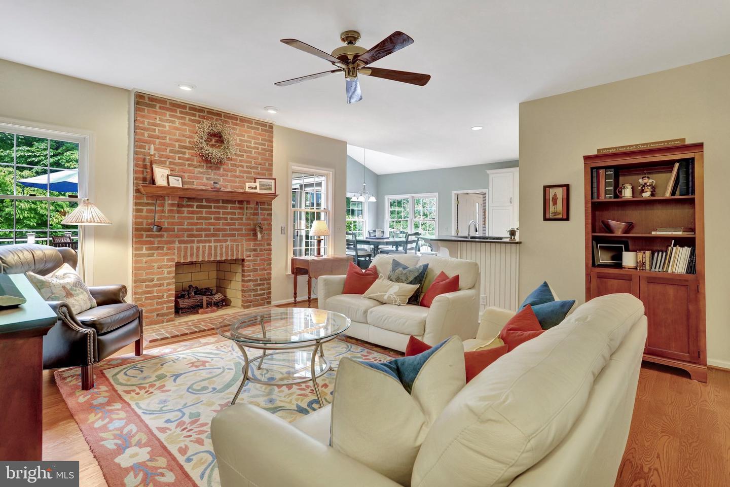 Lorton, Virginia, 22079, United States, 4 Bedrooms Bedrooms, ,4 BathroomsBathrooms,Residential,Active,2045767