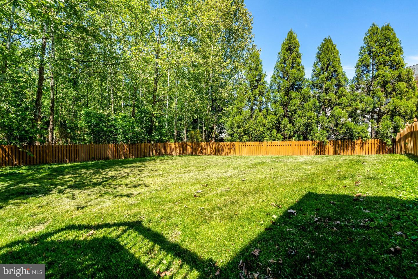 Haymarket, Virginia, 20169, United States, 5 Bedrooms Bedrooms, ,5 BathroomsBathrooms,Residential,Pending,2031766