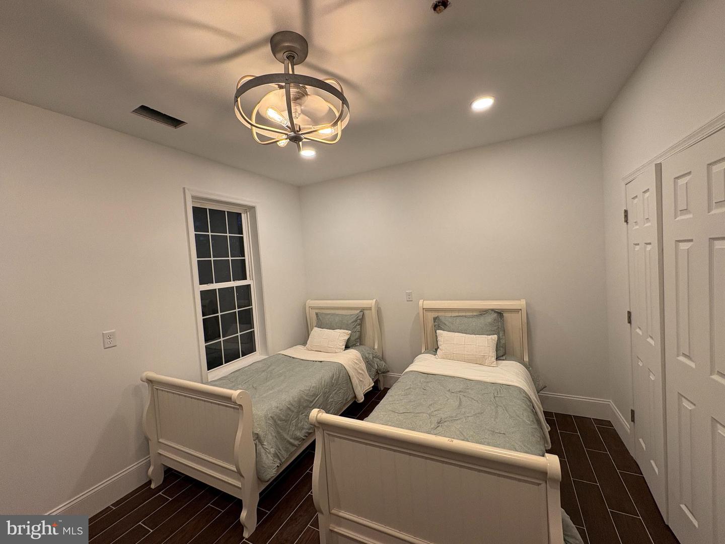 Berlin, Maryland, 21811, United States, 6 Bedrooms Bedrooms, ,5 BathroomsBathrooms,Residential,Active,2001065