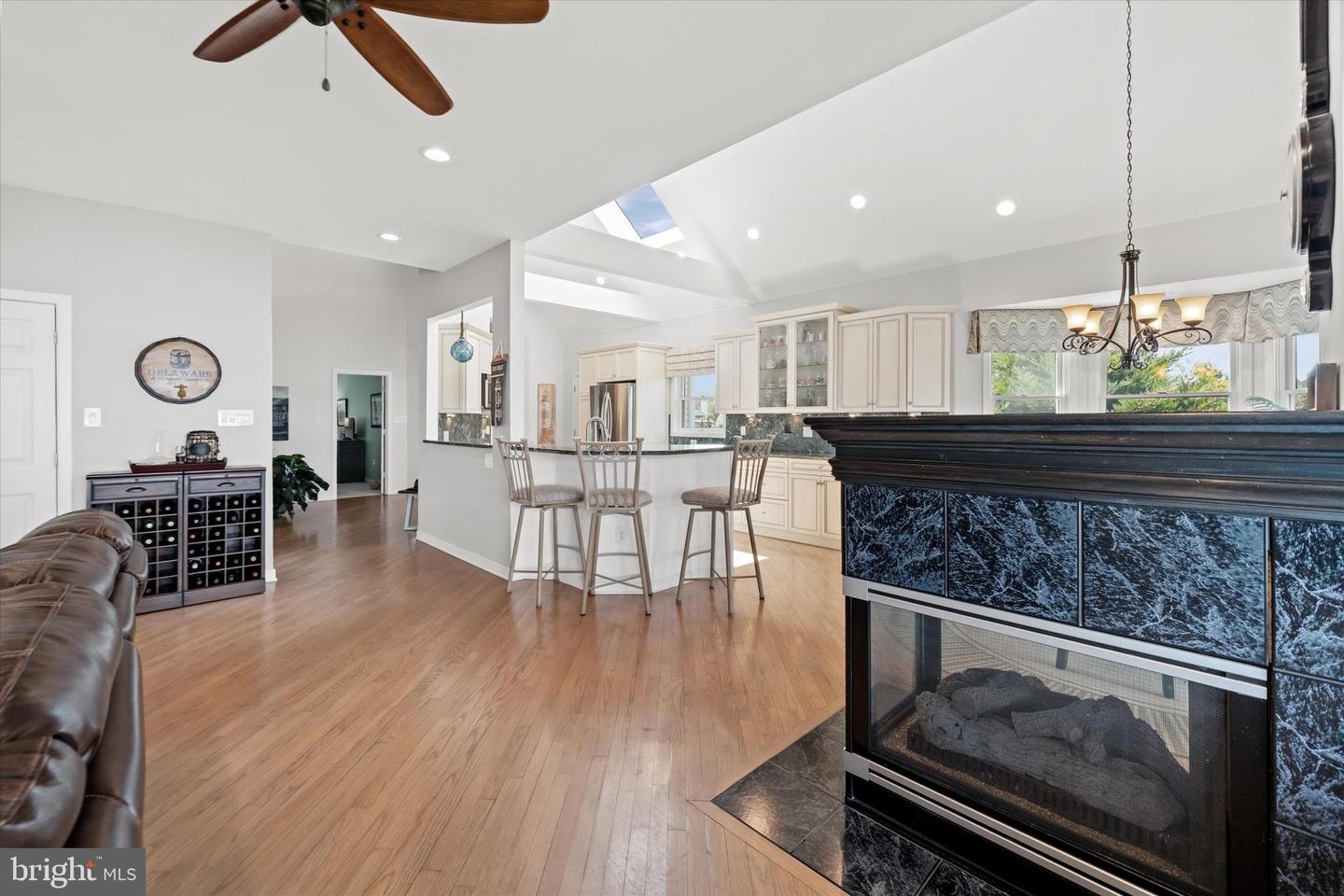 Chesapeake City, Maryland, 21915, United States, 3 Bedrooms Bedrooms, ,4 BathroomsBathrooms,Residential,Active,1914604
