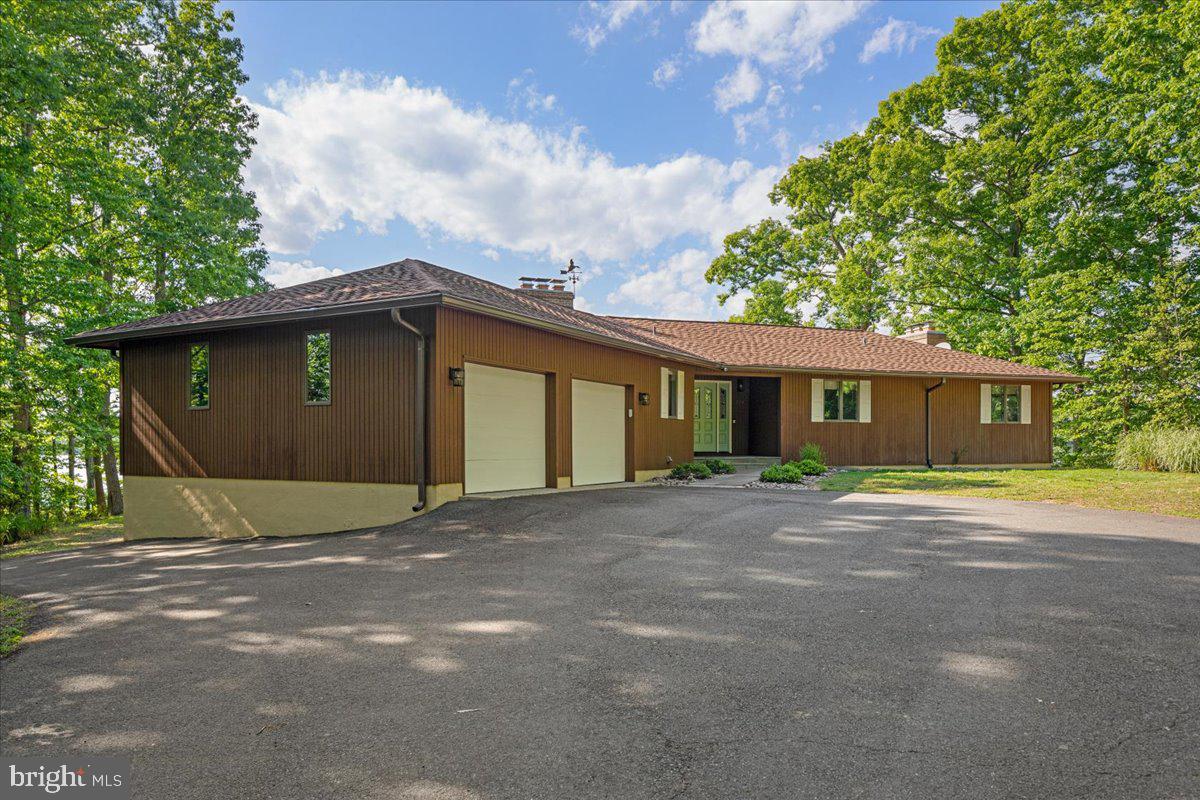 Stafford, Virginia, 22554, United States, 5 Bedrooms Bedrooms, ,3 BathroomsBathrooms,Residential,Active,2045399