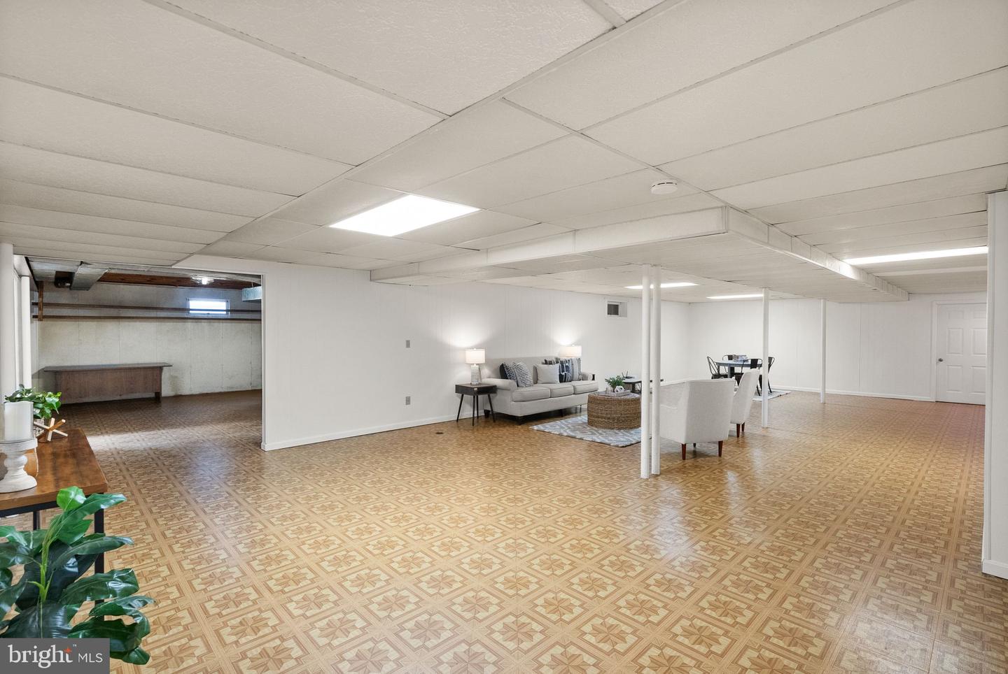 Amissville, Virginia, 20106, United States, 7 Bedrooms Bedrooms, ,4 BathroomsBathrooms,Residential,Active,1849572