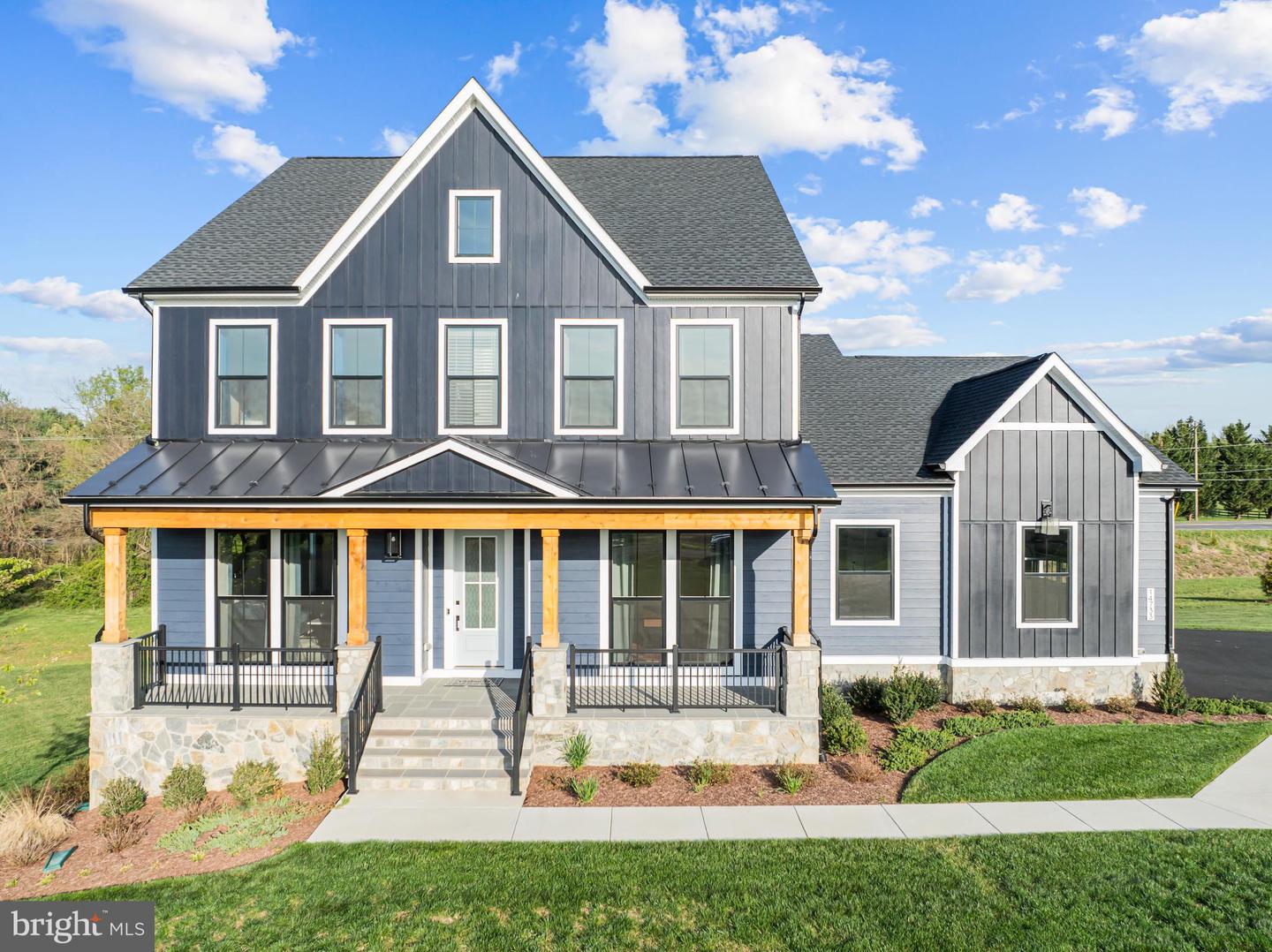 Waterford, Virginia, 20197, United States, 5 Bedrooms Bedrooms, ,5 BathroomsBathrooms,Residential,Active,2036029