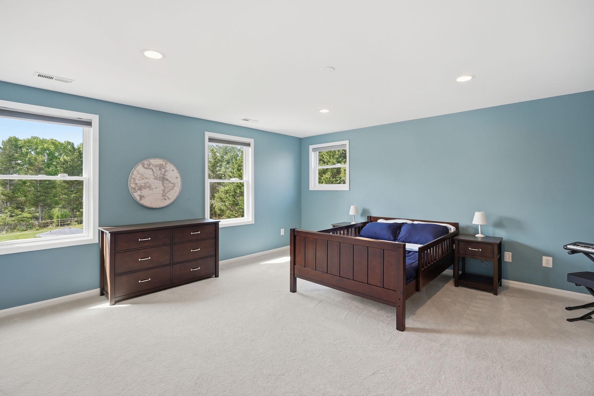 North Potomac, Maryland, 20878, United States, 7 Bedrooms Bedrooms, ,8 BathroomsBathrooms,Residential,Active,2044145