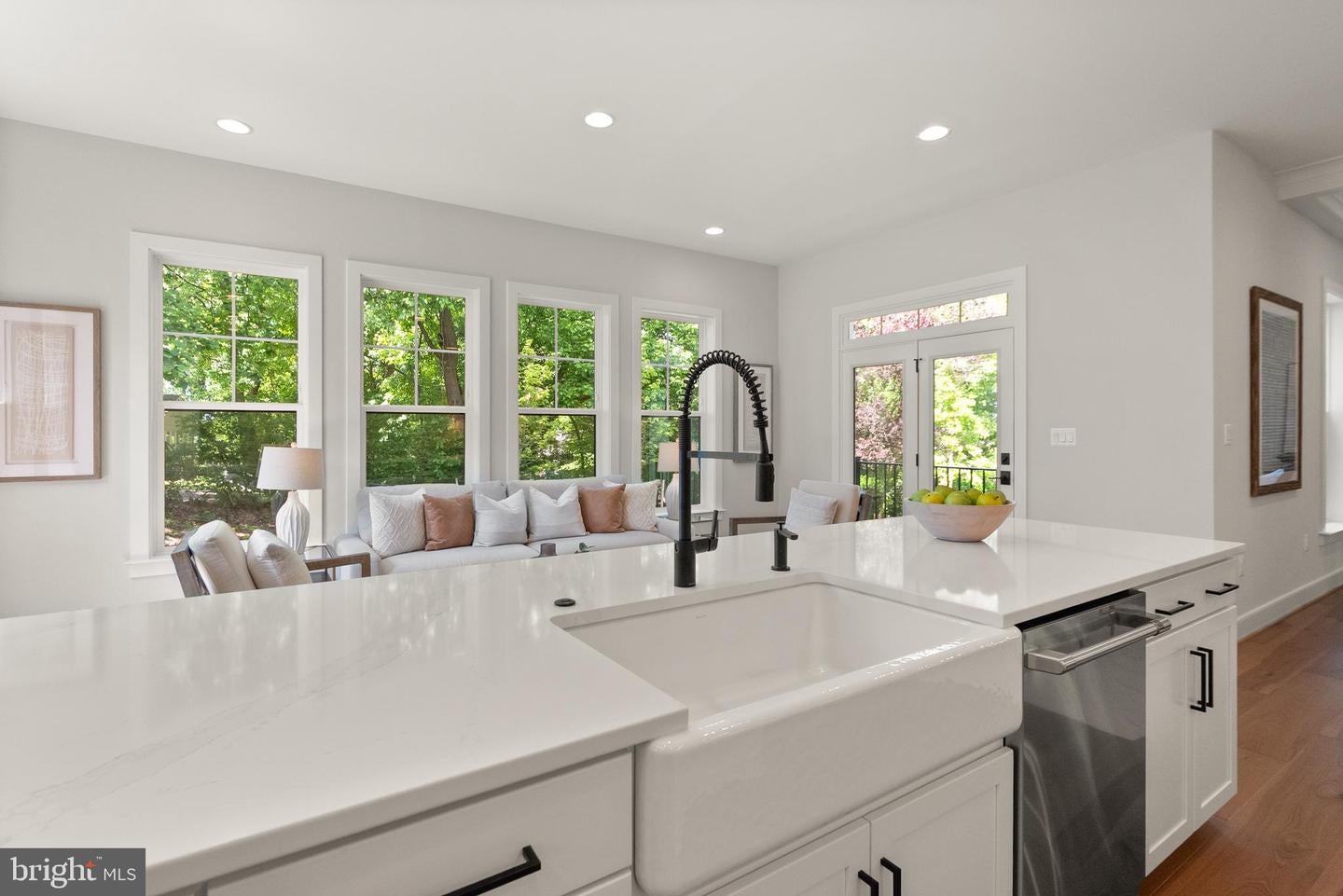 Falls Church, Virginia, 22046, United States, 7 Bedrooms Bedrooms, ,7 BathroomsBathrooms,Residential,Active,1798016
