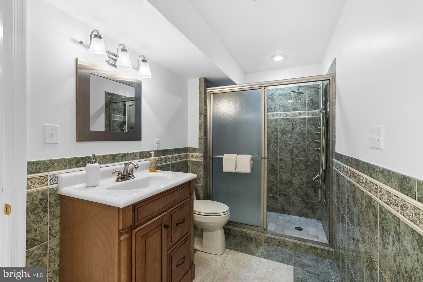 Poolesville, Maryland, 20837, United States, 4 Bedrooms Bedrooms, ,5 BathroomsBathrooms,Residential,Active,2052019