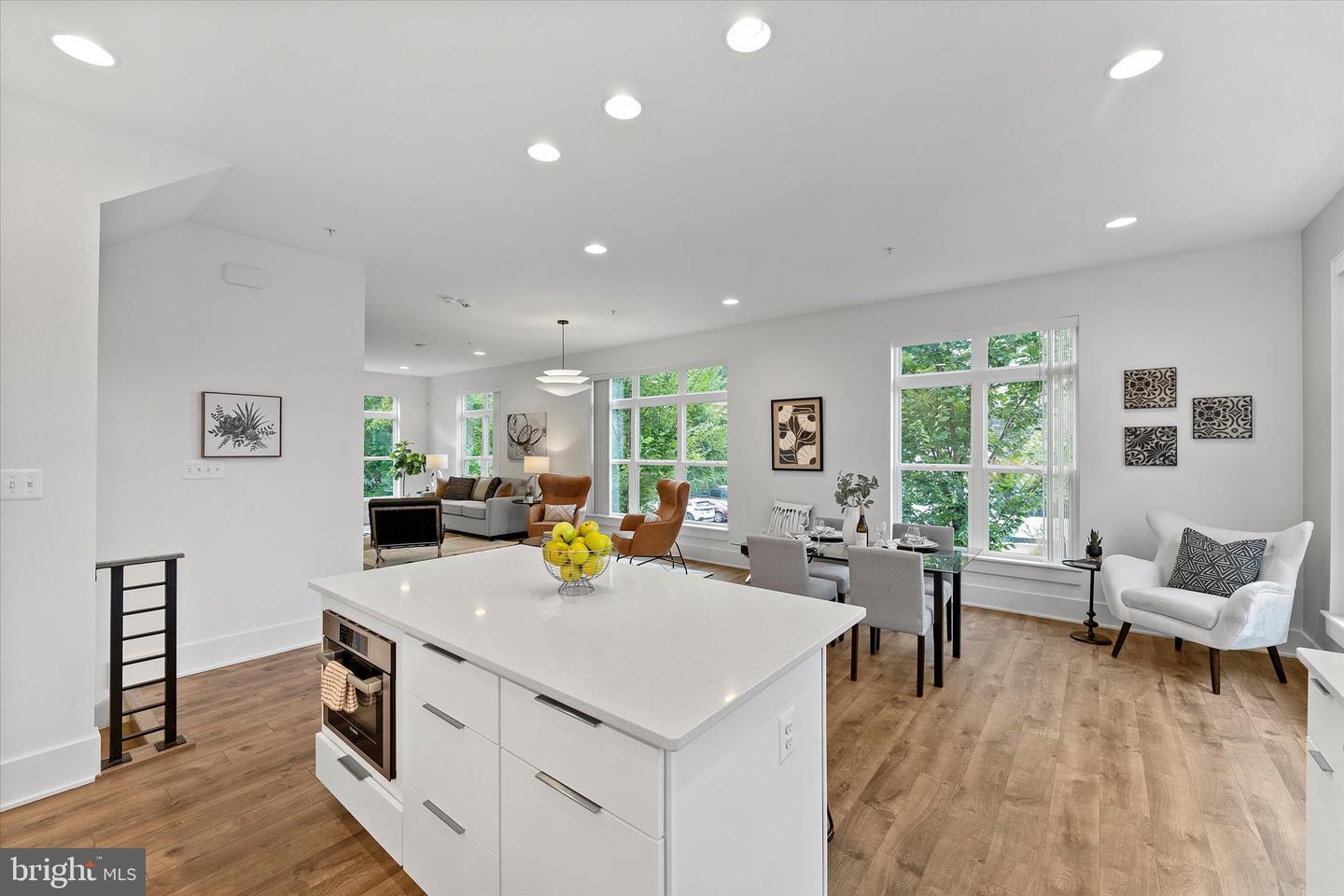 Potomac, Maryland, 20854, United States, 4 Bedrooms Bedrooms, ,5 BathroomsBathrooms,Residential,Active,1961966