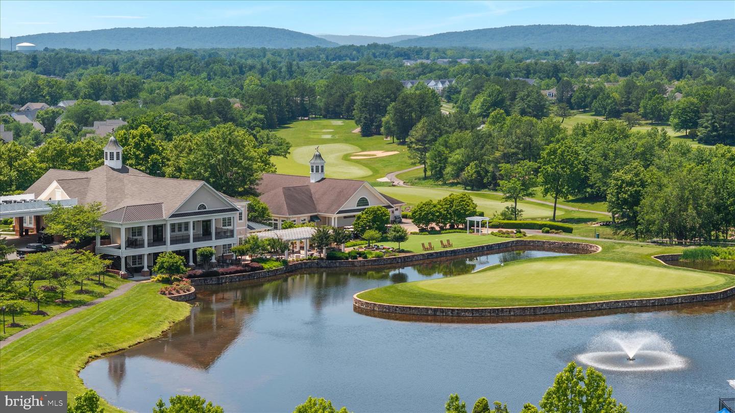 Haymarket, Virginia, 20169, United States, 5 Bedrooms Bedrooms, ,5 BathroomsBathrooms,Residential,Pending,2045778