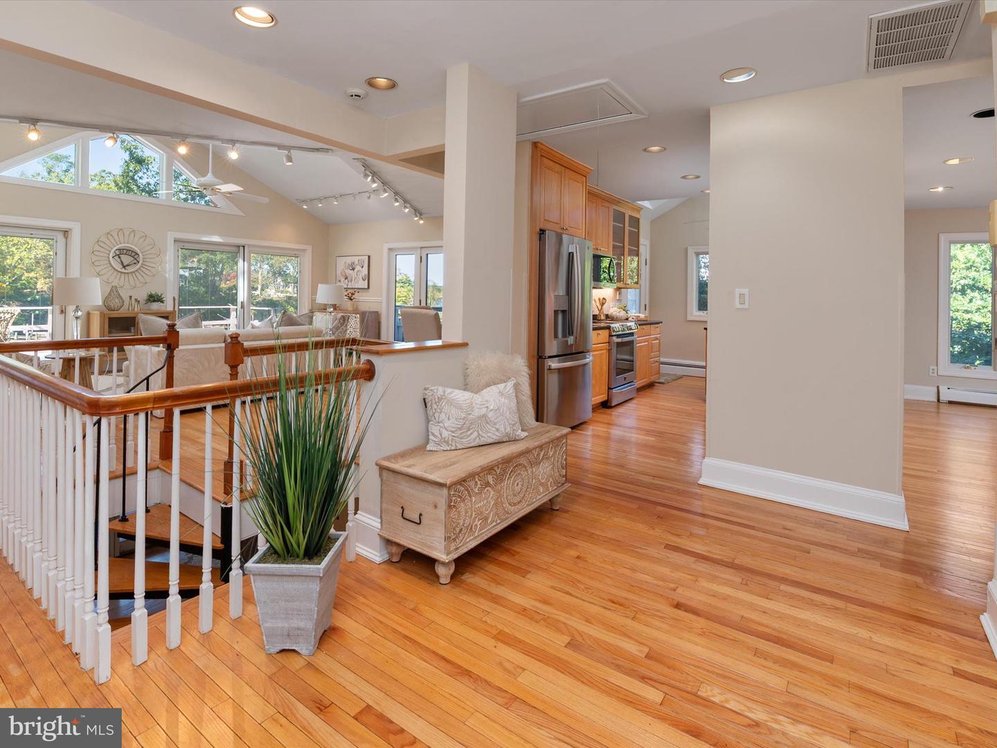 Edgewater, Maryland, 21037, United States, 3 Bedrooms Bedrooms, ,4 BathroomsBathrooms,Residential,Active,1965993