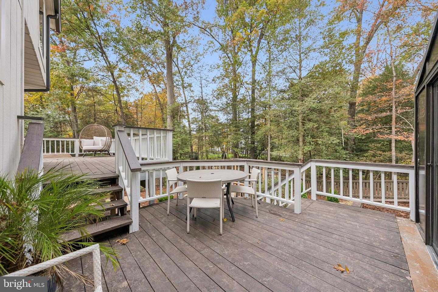 Oakton, Virginia, 22124, United States, 4 Bedrooms Bedrooms, ,4 BathroomsBathrooms,Residential,Active,1971783