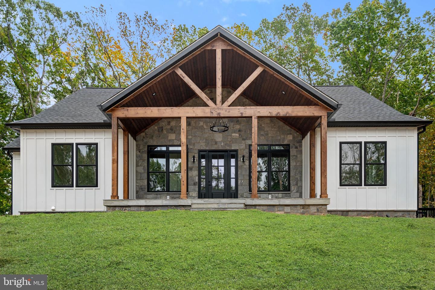 Warrenton, Virginia, 20187, United States, 5 Bedrooms Bedrooms, ,6 BathroomsBathrooms,Residential,Active,2006968