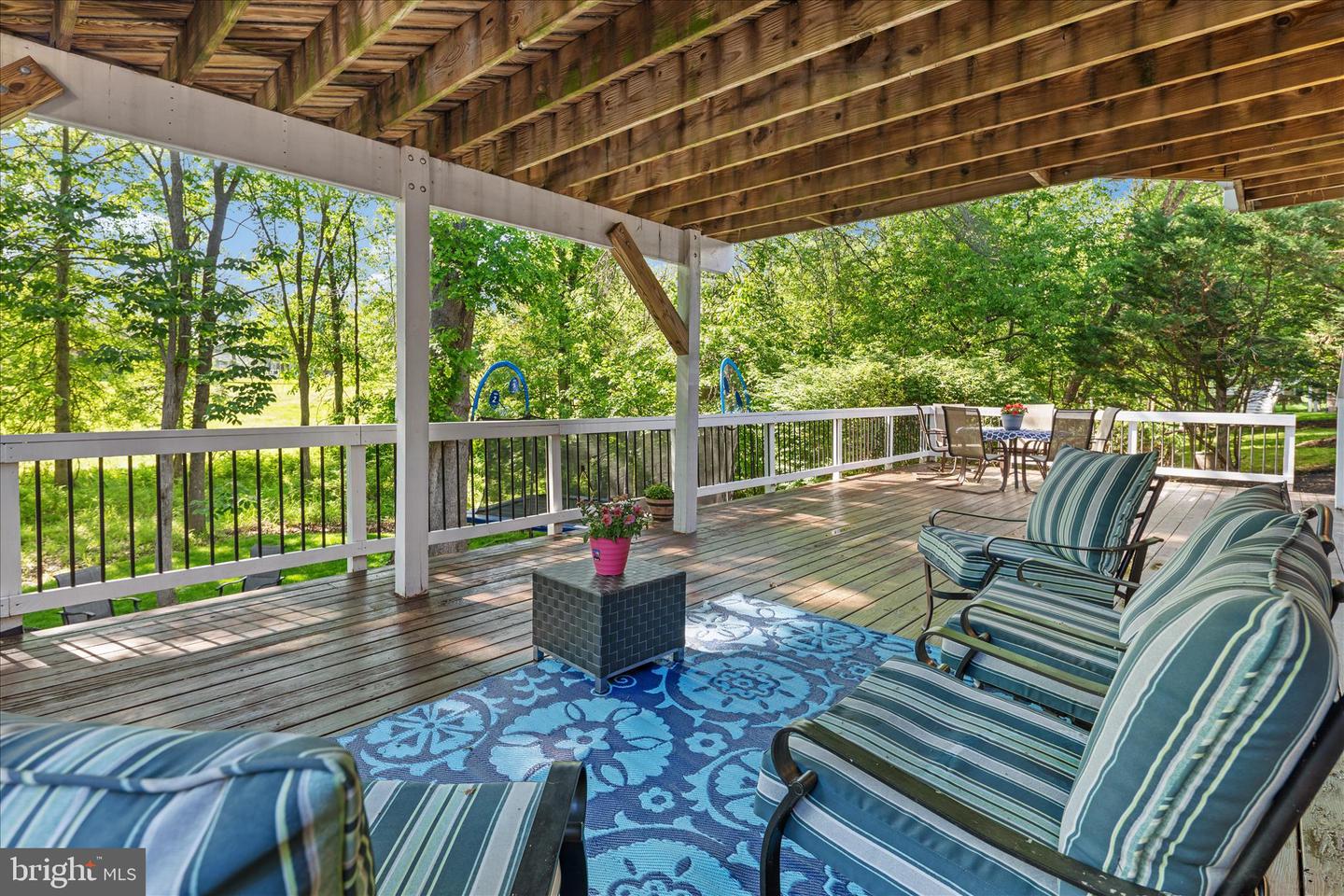 Haymarket, Virginia, 20169, United States, 5 Bedrooms Bedrooms, ,5 BathroomsBathrooms,Residential,Pending,2045778