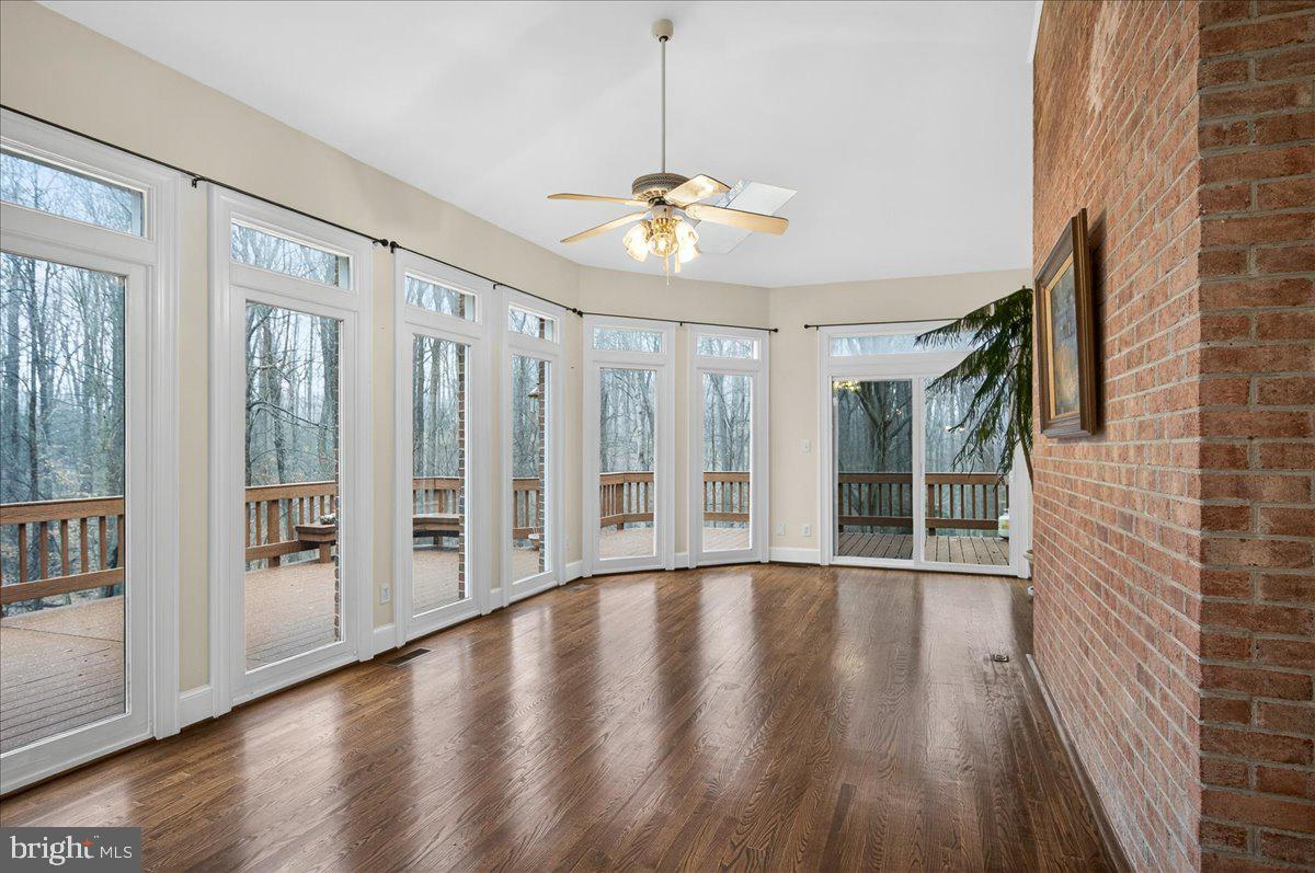 Clifton, Virginia, 20124, United States, 5 Bedrooms Bedrooms, ,6 BathroomsBathrooms,Residential,Active,2025639