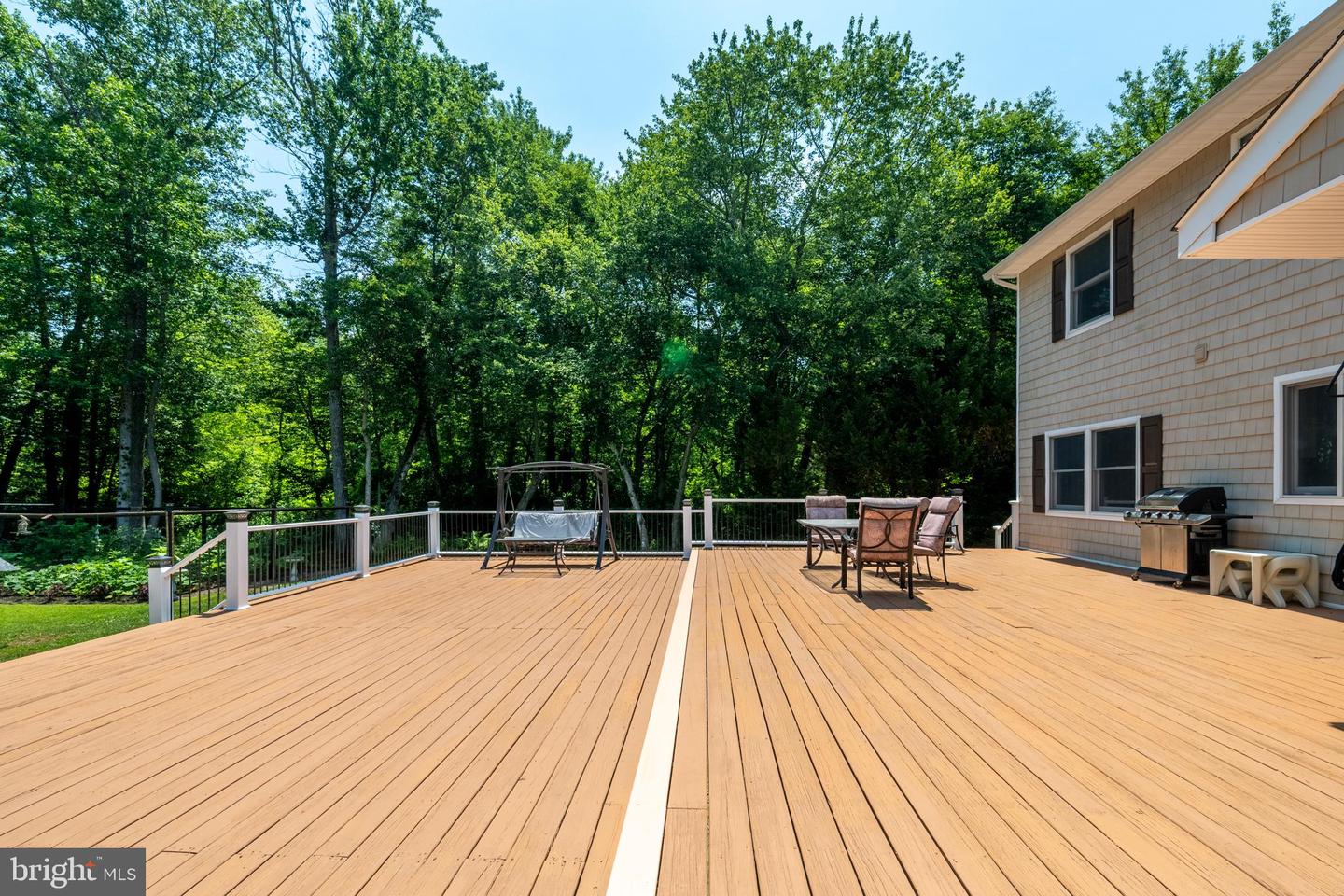 Manahawkin, New Jersey, 08050, United States, 4 Bedrooms Bedrooms, ,3 BathroomsBathrooms,Residential,Active,1879973