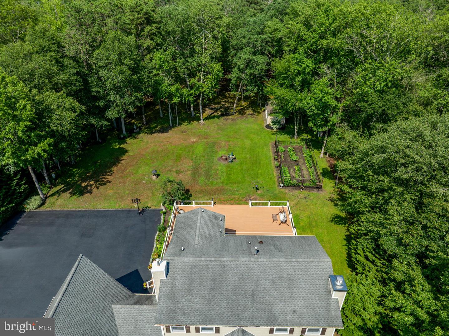 Manahawkin, New Jersey, 08050, United States, 4 Bedrooms Bedrooms, ,3 BathroomsBathrooms,Residential,Active,1879973