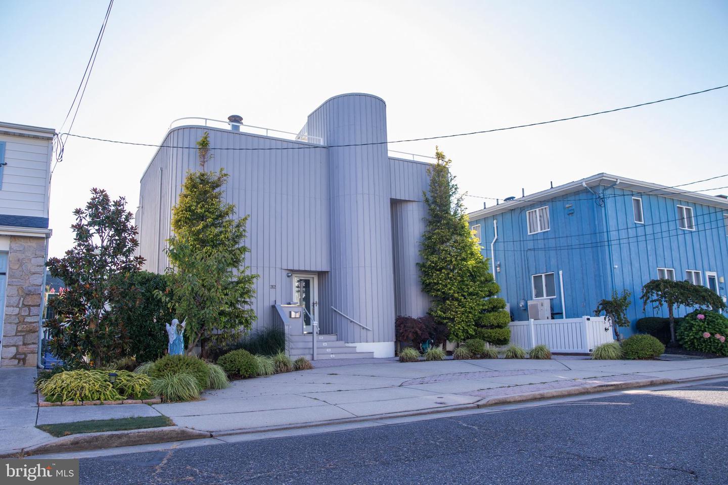 Longport, New Jersey, 08403, United States, 3 Bedrooms Bedrooms, ,2 BathroomsBathrooms,Residential,Active,1936141