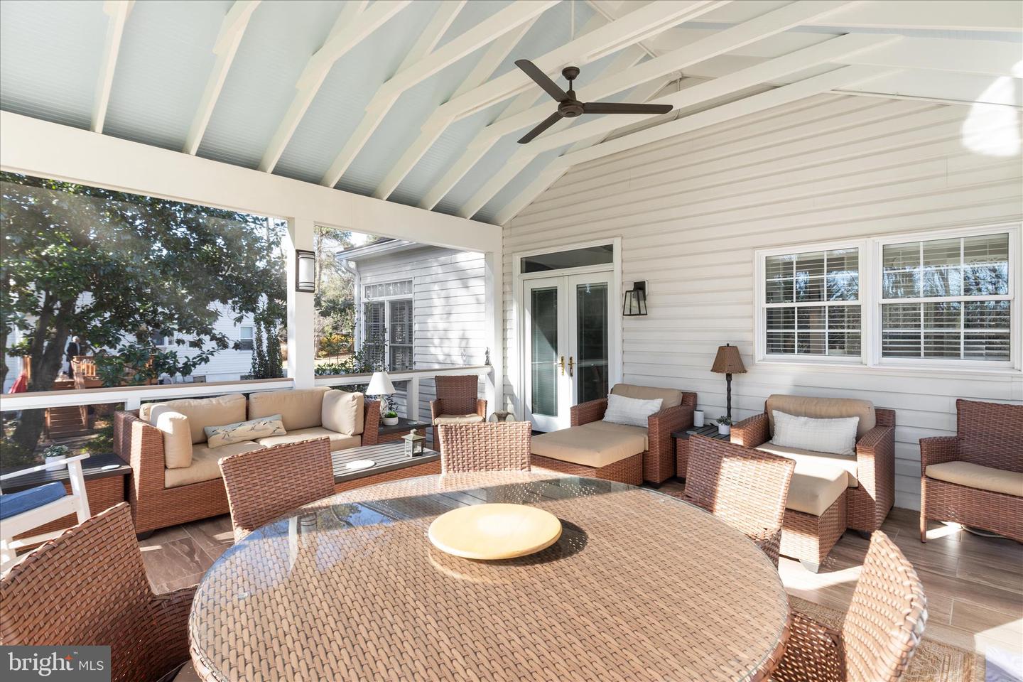 Vienna, Virginia, 22181, United States, 5 Bedrooms Bedrooms, ,4 BathroomsBathrooms,Residential,Active,2010162