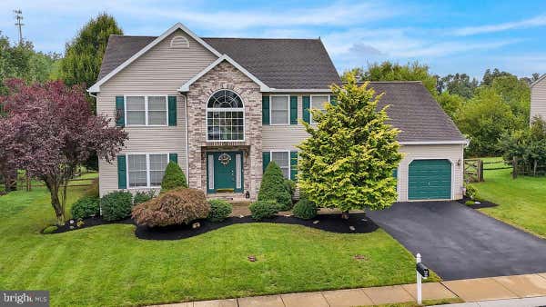 33 CALAIS DR, READING, PA 19605 - Image 1