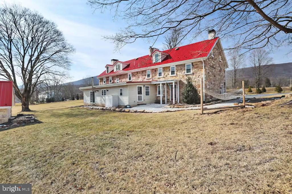 Fort Loudon, Pennsylvania, 17224, United States, 6 Bedrooms Bedrooms, ,7 BathroomsBathrooms,Residential,Pending,2006959