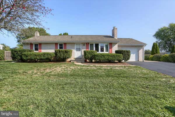 131 DARR AVE, CARLISLE, PA 17013 - Image 1