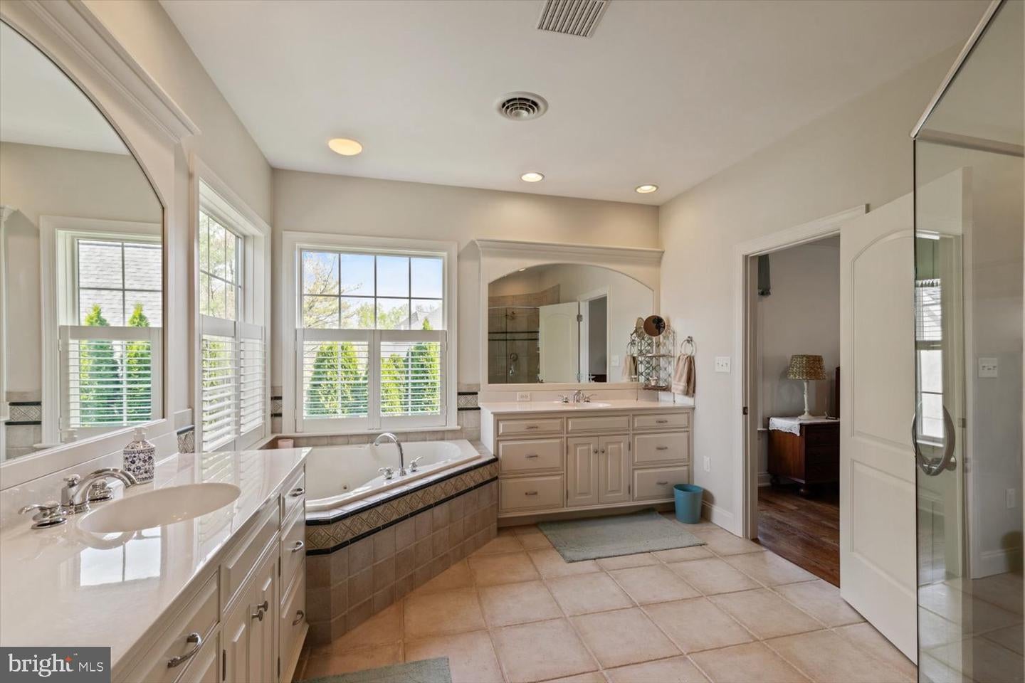 Lititz, Pennsylvania, 17543, United States, 5 Bedrooms Bedrooms, ,6 BathroomsBathrooms,Residential,Active,1964474