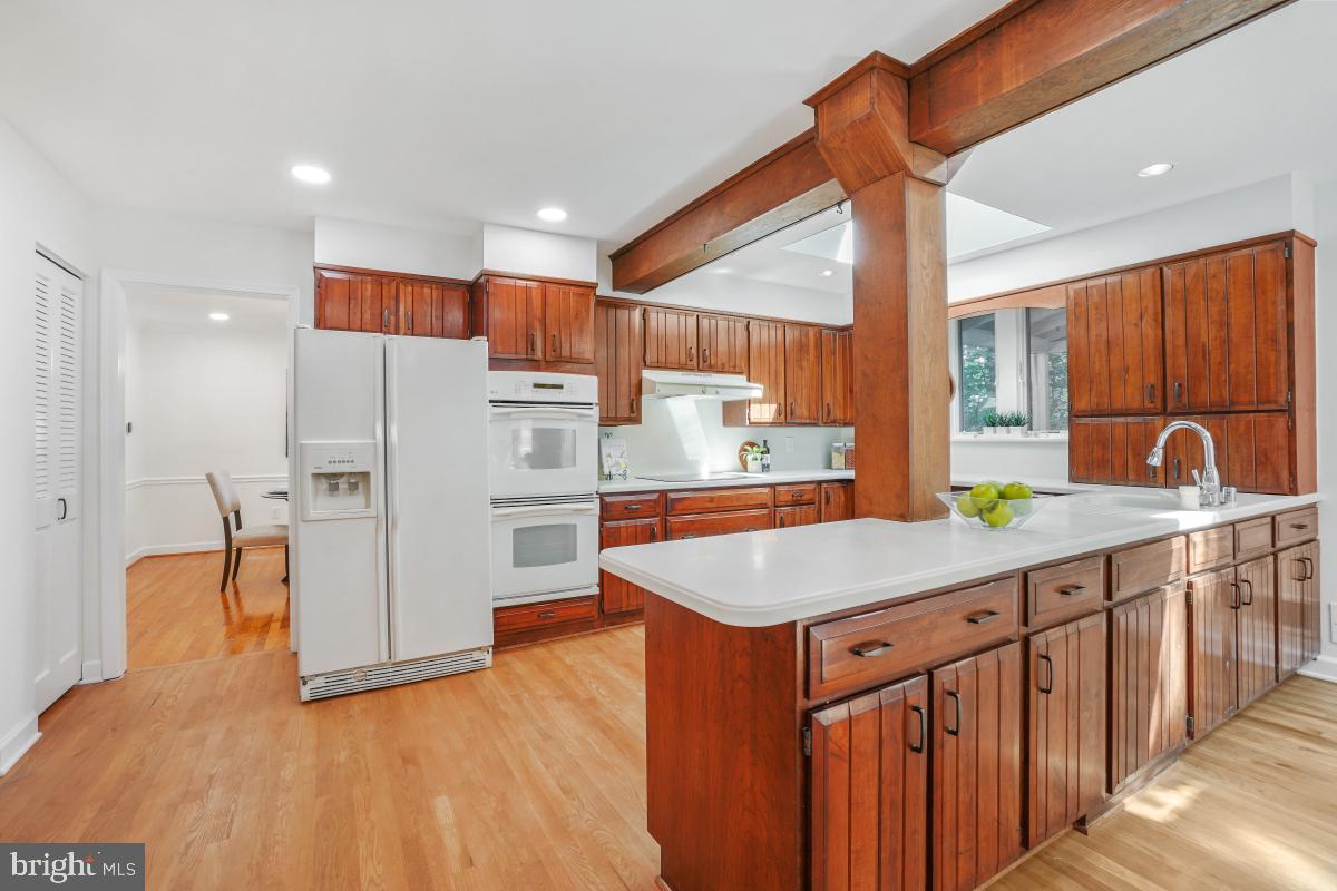 Potomac, Maryland, 20854, United States, 4 Bedrooms Bedrooms, ,3 BathroomsBathrooms,Residential,Active,1889030