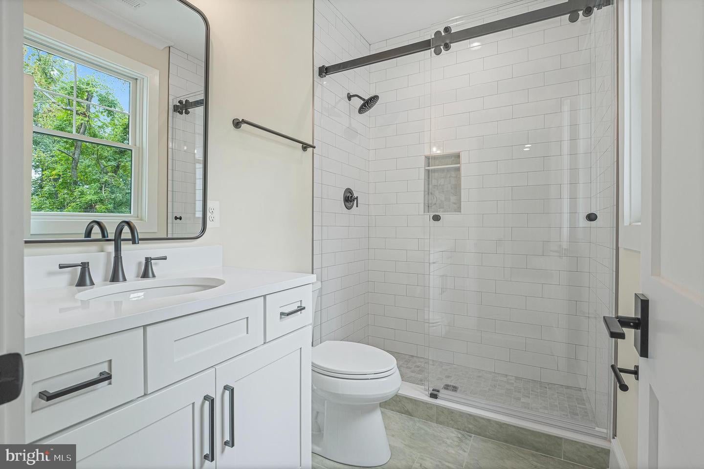 Annapolis, Maryland, 21403, United States, 3 Bedrooms Bedrooms, ,4 BathroomsBathrooms,Residential,Active,1952633