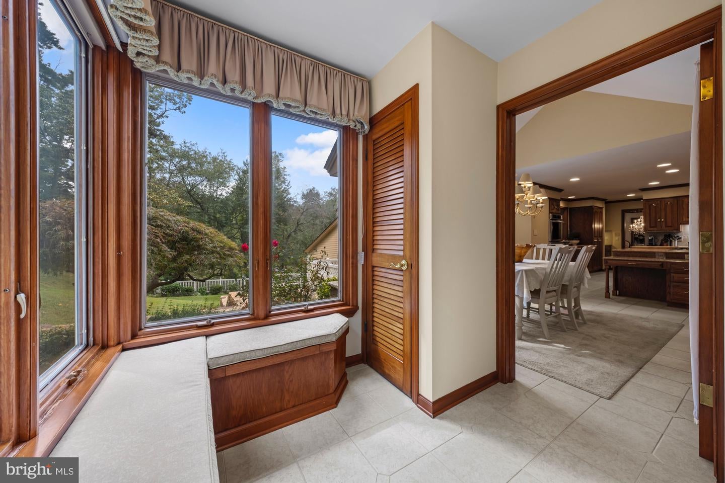 Hammonton, New Jersey, 08037, United States, 5 Bedrooms Bedrooms, ,6 BathroomsBathrooms,Residential,Active,1954441