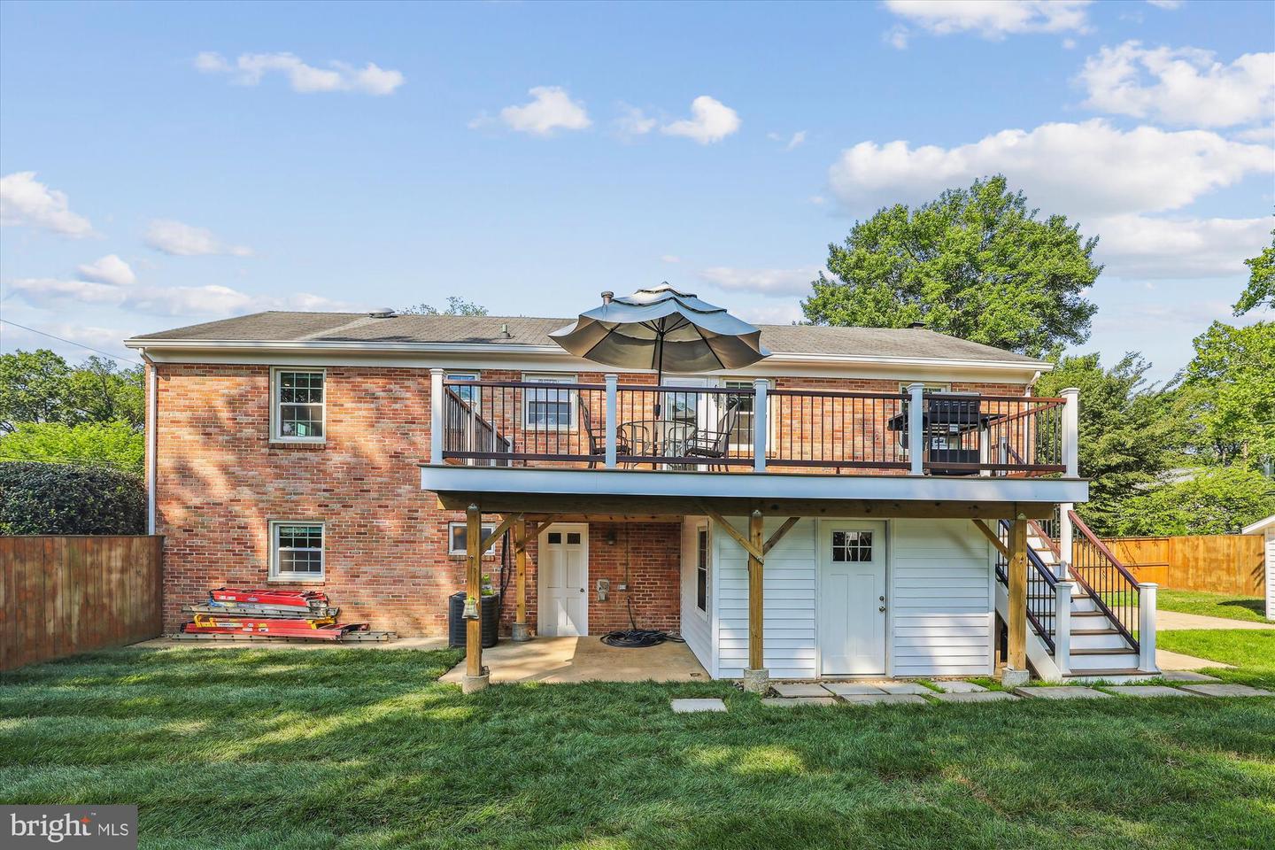Vienna, Virginia, 22180, United States, 6 Bedrooms Bedrooms, ,4 BathroomsBathrooms,Residential,Active,1899895