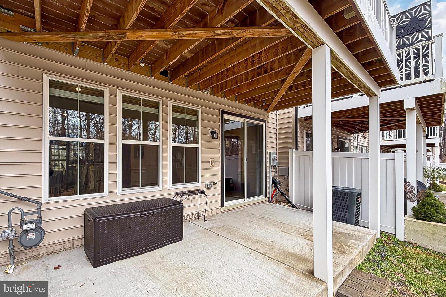 Fairfax, Virginia, 22033, United States, 4 Bedrooms Bedrooms, ,5 BathroomsBathrooms,Residential,Active,2010219