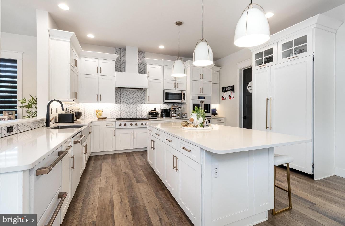 Mechanicsburg, Pennsylvania, 17050, United States, 5 Bedrooms Bedrooms, ,6 BathroomsBathrooms,Residential,Active,1905048